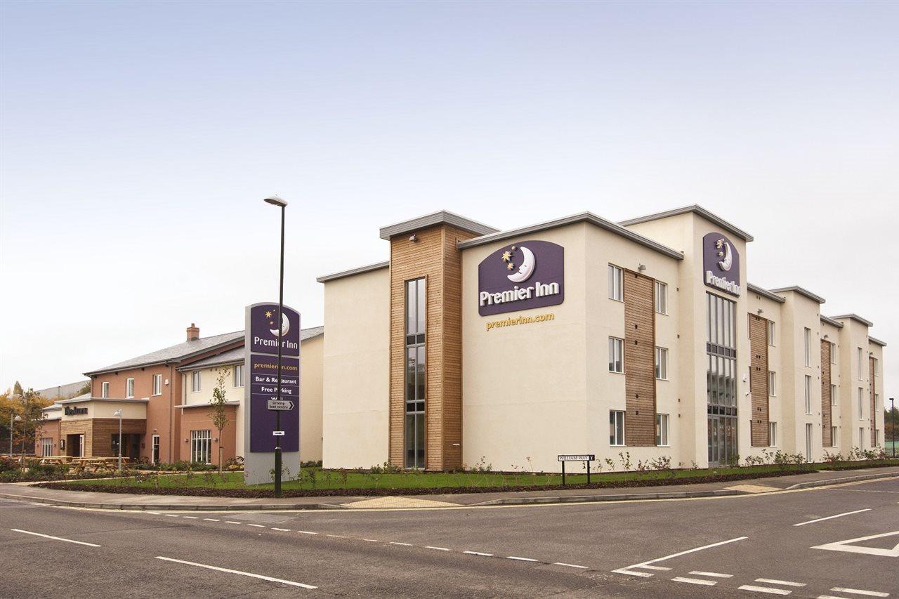 Premier Inn Burgess Hill Exterior foto