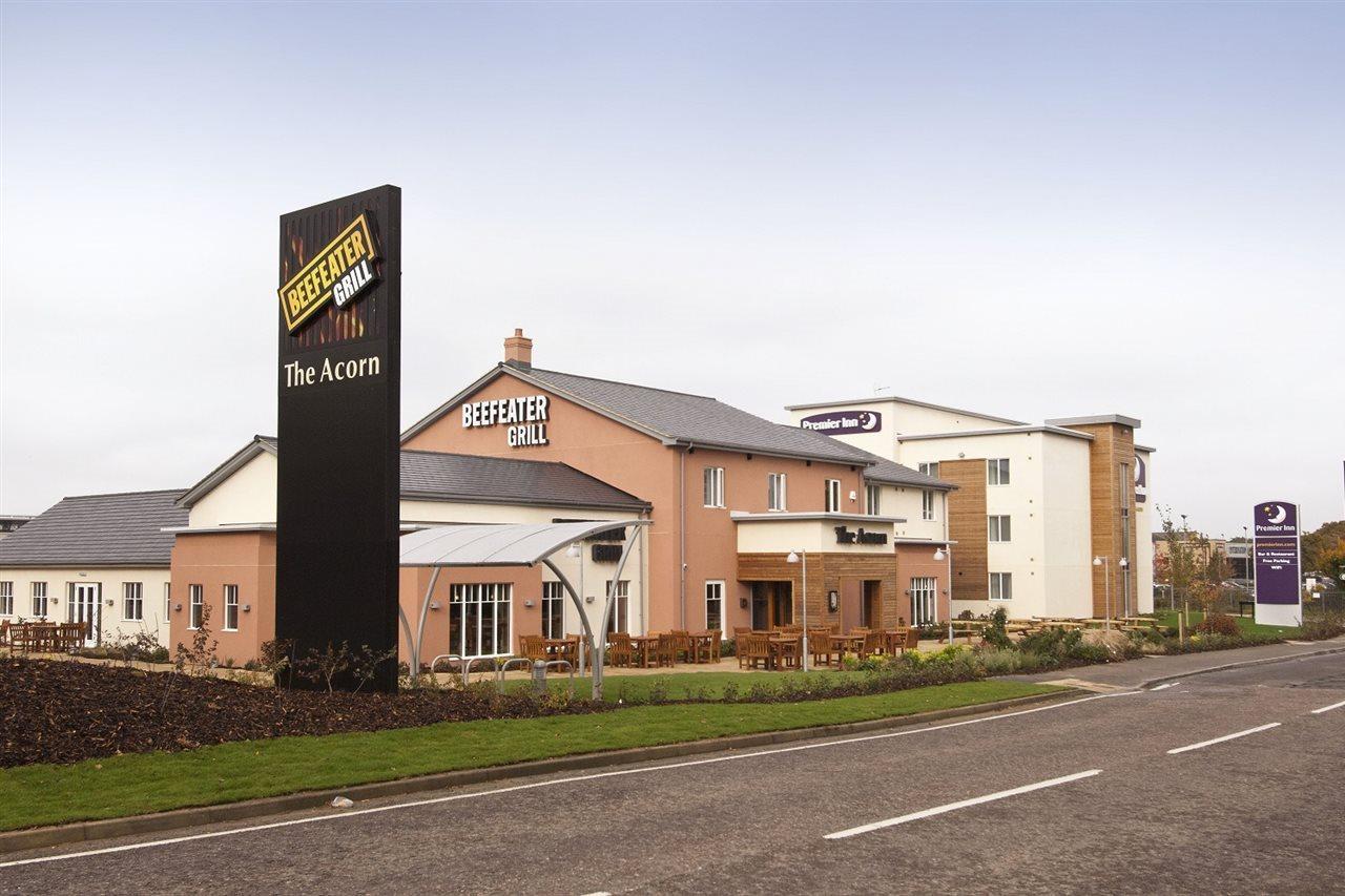 Premier Inn Burgess Hill Exterior foto