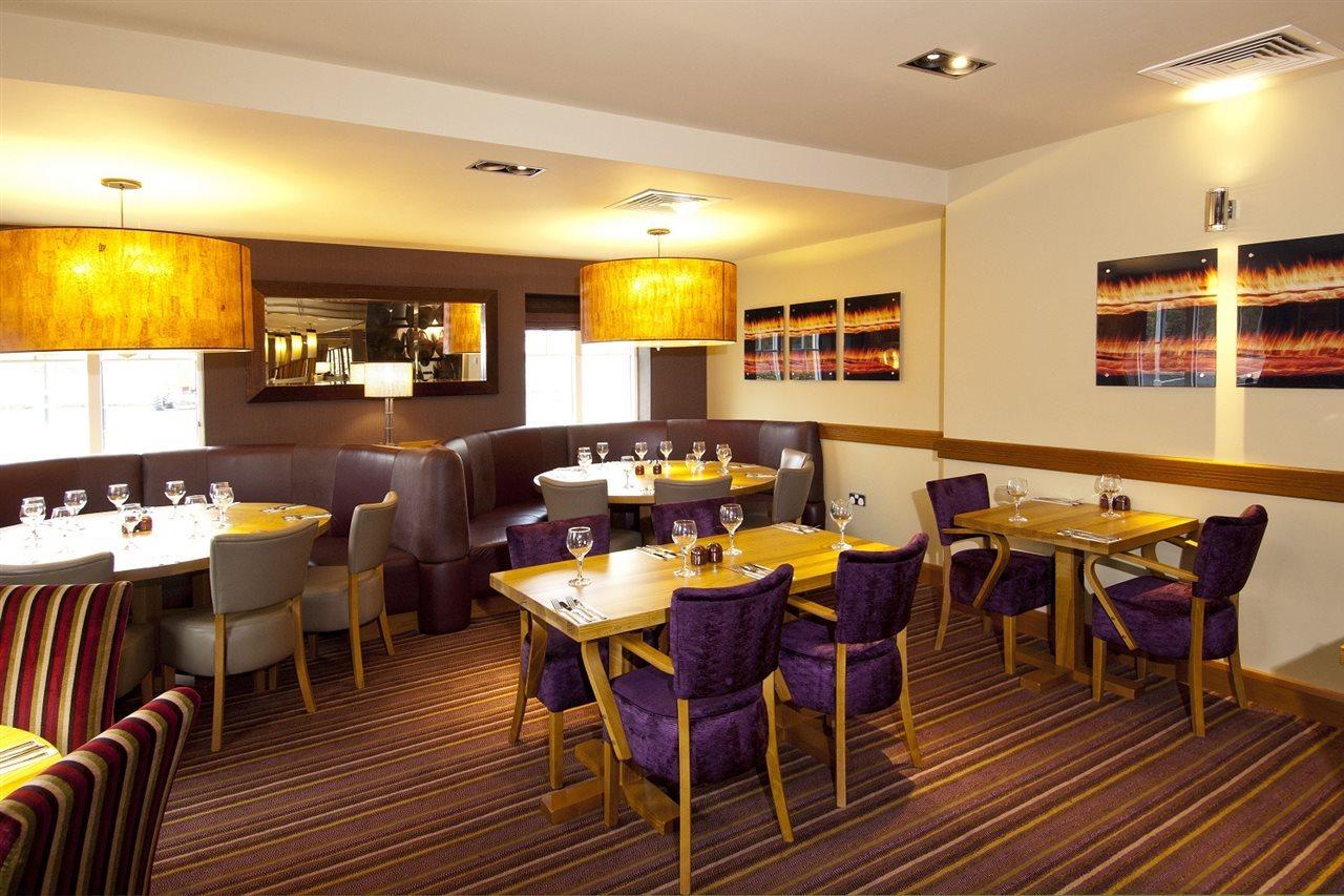 Premier Inn Burgess Hill Exterior foto
