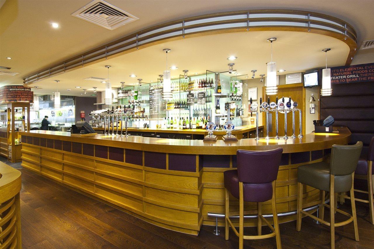 Premier Inn Burgess Hill Exterior foto
