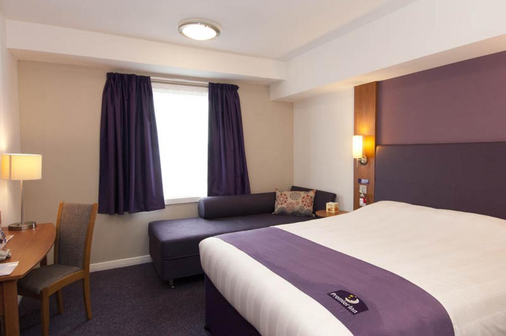 Premier Inn Burgess Hill Quarto foto