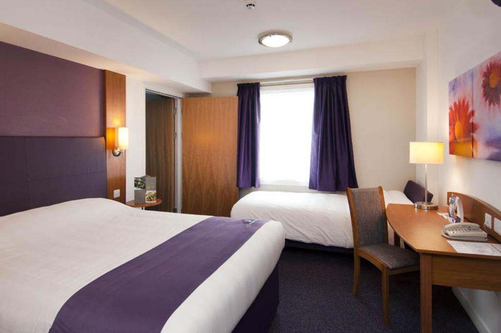Premier Inn Burgess Hill Quarto foto