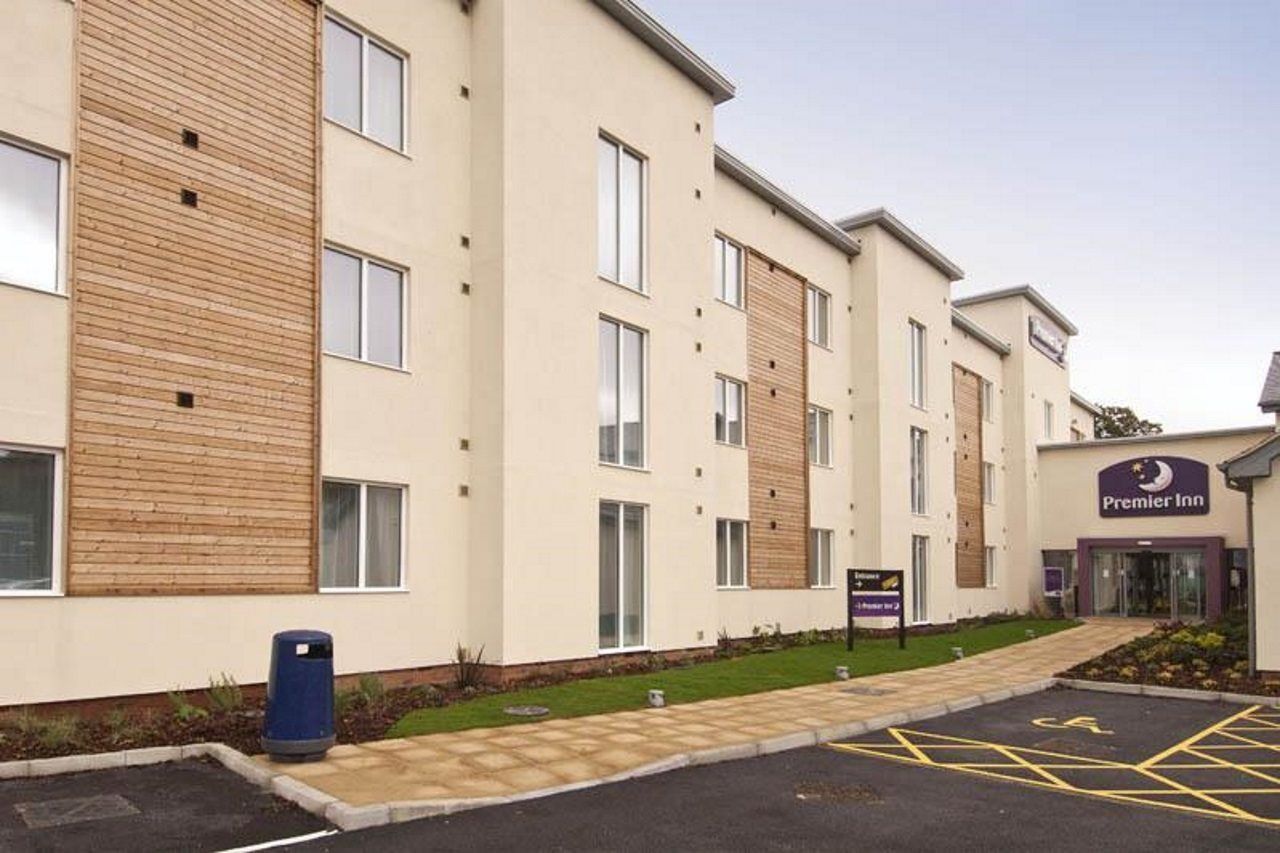 Premier Inn Burgess Hill Exterior foto