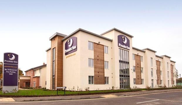Premier Inn Burgess Hill Exterior foto